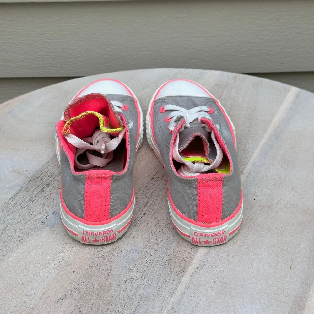 Converse Chuck Taylor All Star Low Top Kids Grey Neon Pink Sneakers Size 2